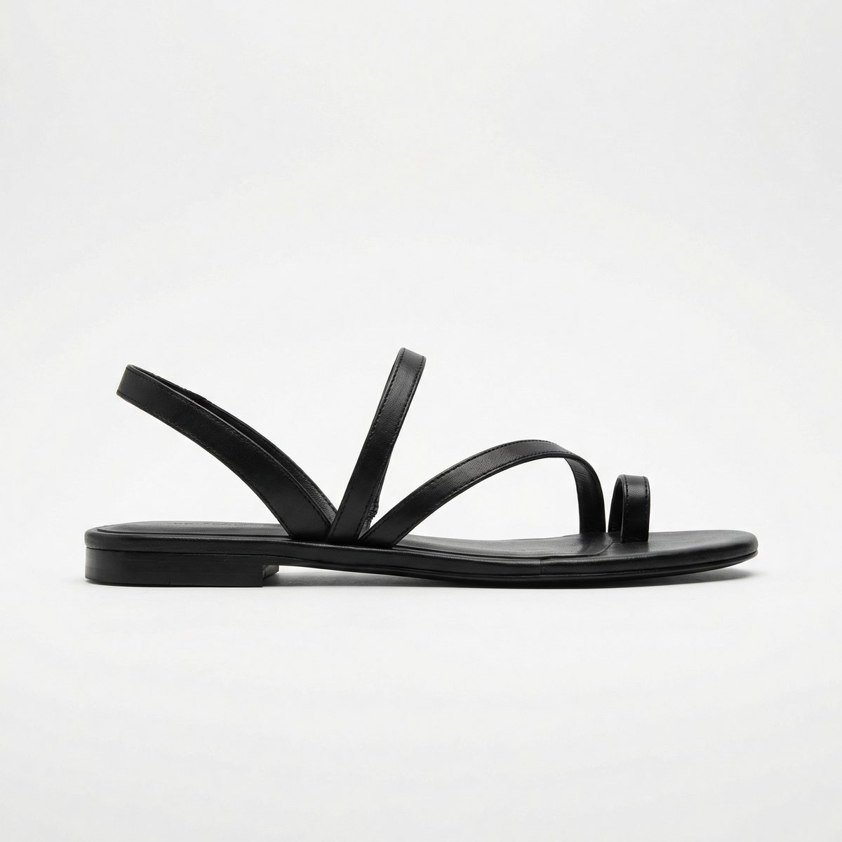 Cleo | Women Summer Black Flat Toe-Ring Sandal
